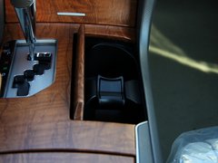2012款 2.0L 自动 200G 经典豪华版