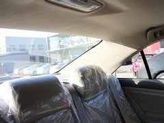 2012款 2.0L 自动 200G 经典豪华版