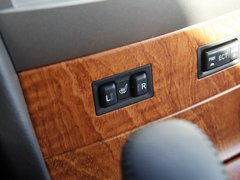 2012款 2.0L 自动 200G 经典豪华版