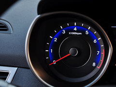 2012款 1.6L 手动 时尚型