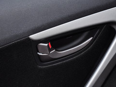 2012款 1.6L 手动 时尚型