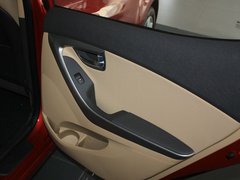 2012款 1.6L 自动 尊贵型