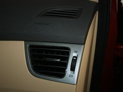 2012款 1.6L 自动 尊贵型