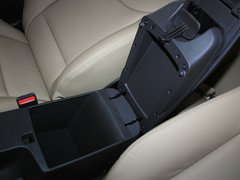 2012款 1.6L 自动 尊贵型