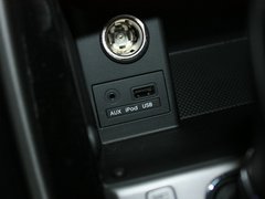 2012款 1.6L 自动 尊贵型