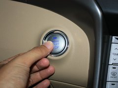 2012款 1.6L 自动 尊贵型