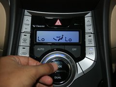 2012款 1.6L 自动 尊贵型