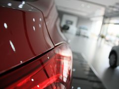 2012款 1.6L 自动 尊贵型