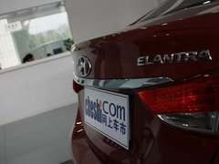 2012款 1.6L 自动 尊贵型