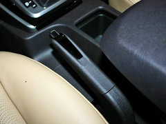 2012款 1.6L 自动 尊贵型