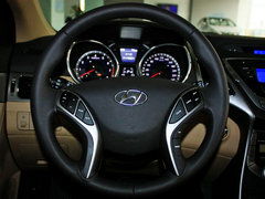 2012款 1.6L 自动 尊贵型