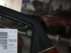 2012款 1.6L 自动 尊贵型