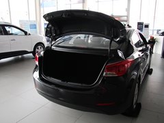 2012款 1.6L 自动 领先型