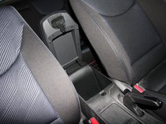 2012款 1.6L 自动 领先型