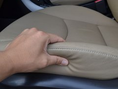 2012款 1.6L 自动 尊贵型
