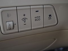 2012款 1.6L 自动 尊贵型