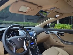 2012款 1.6L 自动 尊贵型
