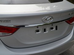 2012款 1.6L 自动 尊贵型