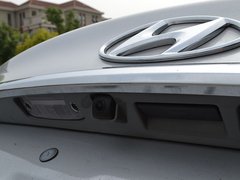 2012款 1.6L 自动 尊贵型