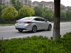 2012款 1.6L 自动 尊贵型