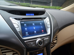 2012款 1.6L 自动 尊贵型