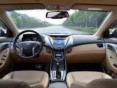 2012款 1.6L 自动 尊贵型