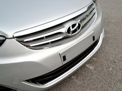 2012款 1.6L 自动 尊贵型