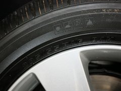 2012款 1.6L 自动 尊贵型