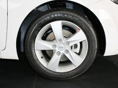 2012款 1.6L 自动 尊贵型