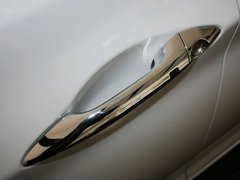 2012款 1.6L 自动 尊贵型