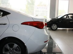 2012款 1.6L 自动 尊贵型
