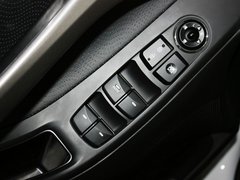2012款 1.6L 自动 尊贵型