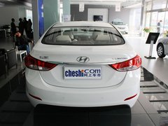 2012款 1.6L 自动 尊贵型