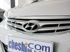 2012款 1.6L 自动 尊贵型