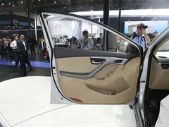 2012款 1.8L 自动 尊贵型
