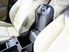2012款 1.8L 自动 尊贵型