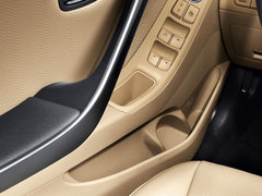 2012款 1.8L 自动 尊贵型