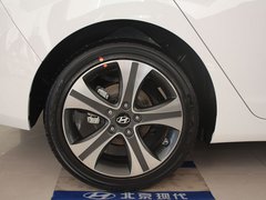 2012款 1.8L 自动 尊贵型