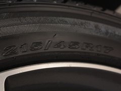 2012款 1.8L 自动 尊贵型