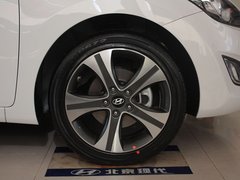 2012款 1.8L 自动 尊贵型