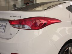 2012款 1.8L 自动 尊贵型