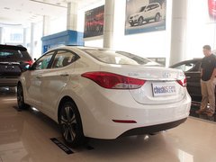 2012款 1.8L 自动 尊贵型