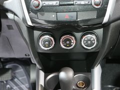 2012款 2.0L 自动 四驱豪华型 5座