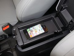 2012款 2.0L 自动 四驱豪华型 5座