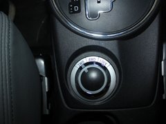 2012款 2.0L 自动 四驱豪华型 5座