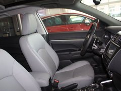 2012款 2.0L 自动 四驱豪华型 5座