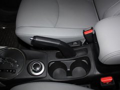 2012款 2.0L 自动 四驱豪华型 5座
