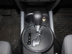 2012款 2.0L 自动 四驱豪华型 5座