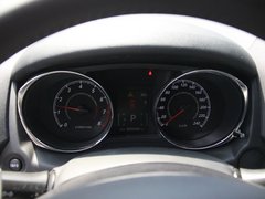 2012款 2.0L 自动 四驱豪华型 5座