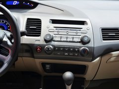 2012款 1.8L 自动 